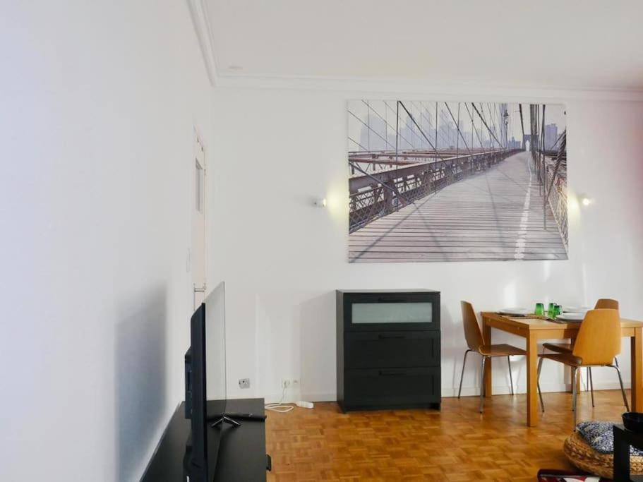 Ixelles: Superbe Appartement, Idealement Situe Брюссель Экстерьер фото